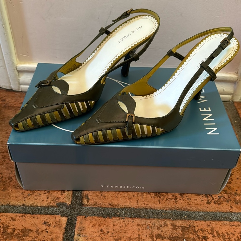 Nine West Green Heel
